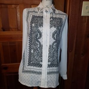 💜3/$10💜Interesting button top by "AweSome"